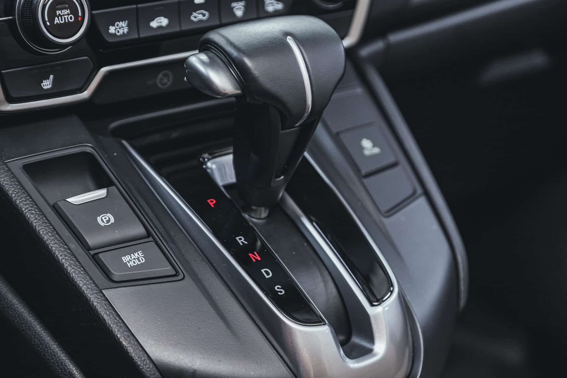Acheter une voiture neuve en boîte automatique pourquoi estce plus cher qu