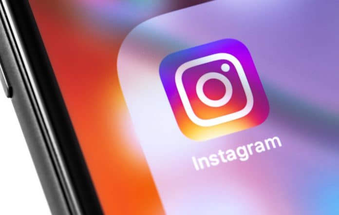 Couvertures de stories Instagram à la une : 7 idées sympas